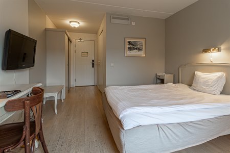 Standard Single room. Image.