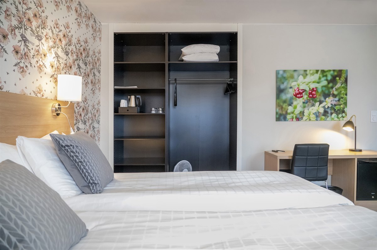 first hotel dragonen.bild.