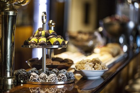 Buffet of cookies