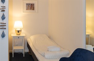 Single bed for Standard Triple Rooms. Photo.