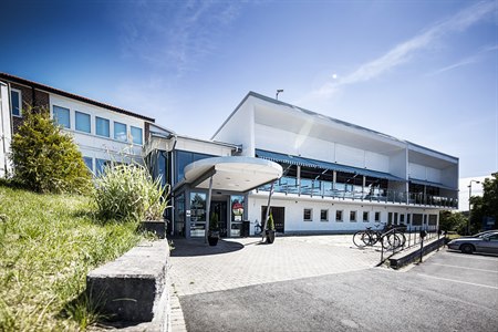 The hotel entrance and exterior