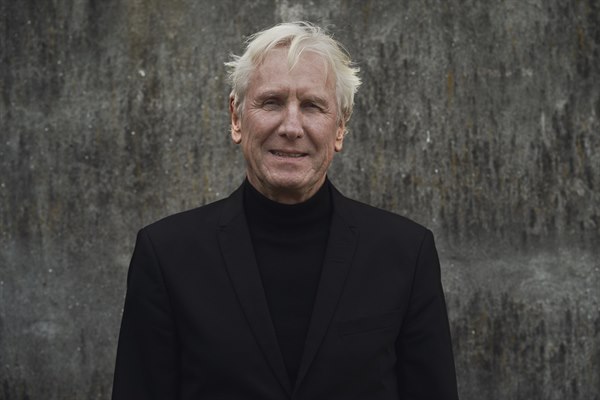 Portræt af Steffen Brandt.