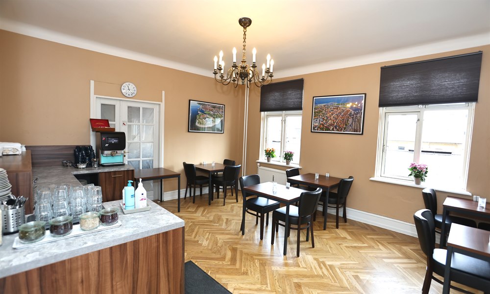 Breakfast restaurant. Photo.