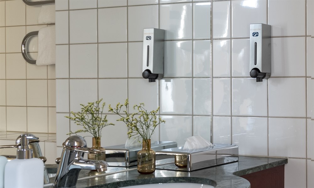 bathroom - superior singleroom