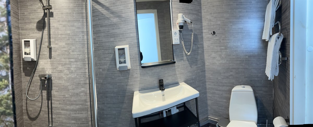 Baderomshotell E10 Kiruna. Bilde.