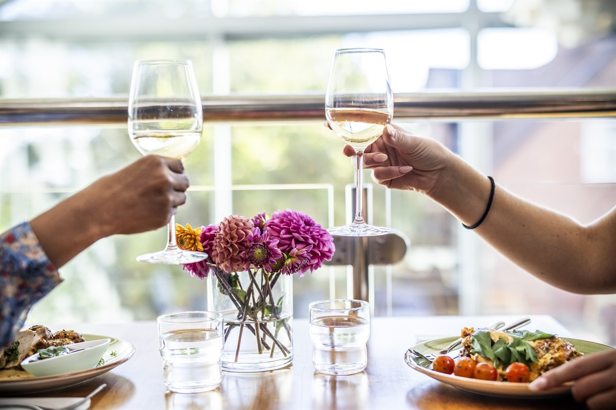 First Hotel Planetstaden restaurang. Foto.