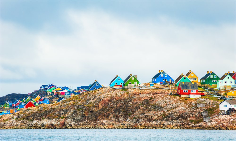 Aasiaat by på Grönland. Foto.