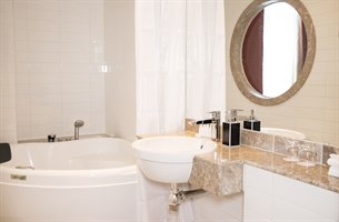 Luxury Double Bathroom. Image.
