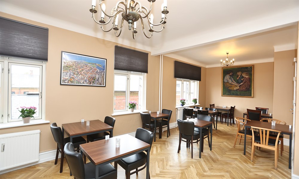 Breakfast restaurant. Photo.