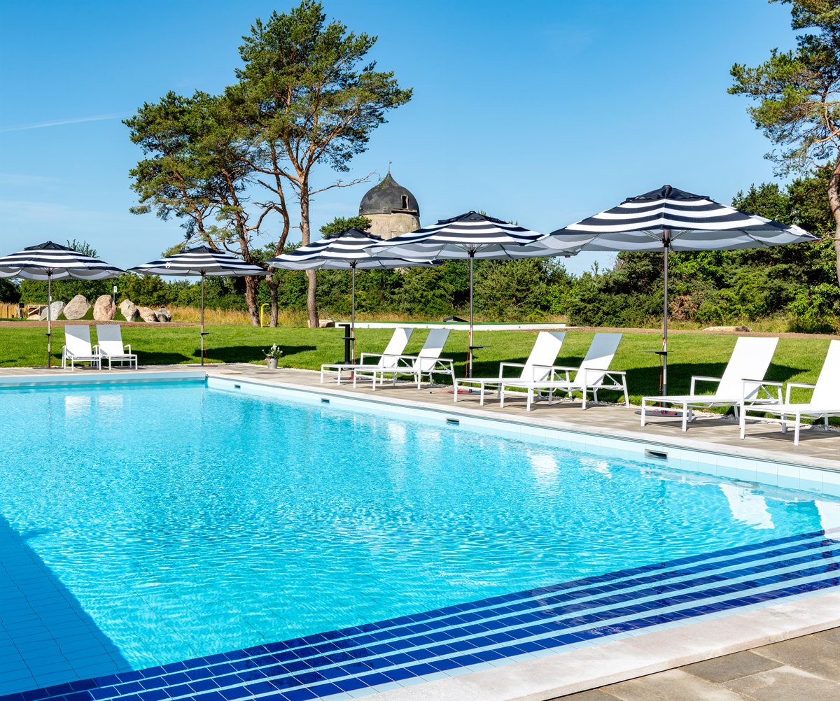 Pool First Hotel Kokoloko