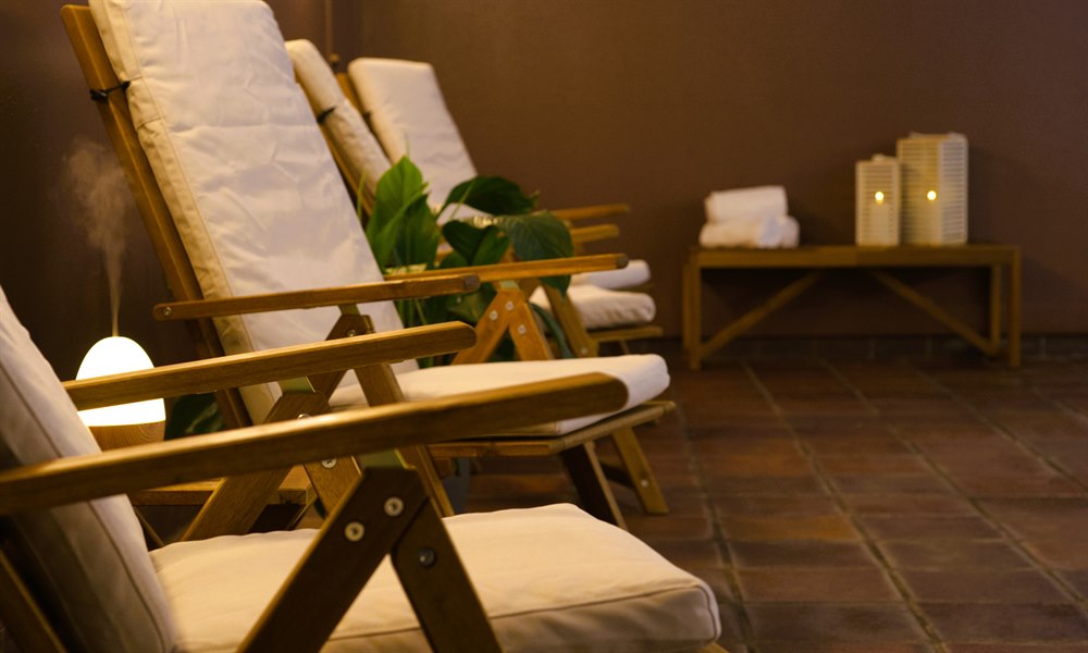 Pool och relaxavdelning