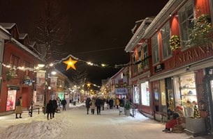 Vinteraktivitet i Lillehammer. Bilde.