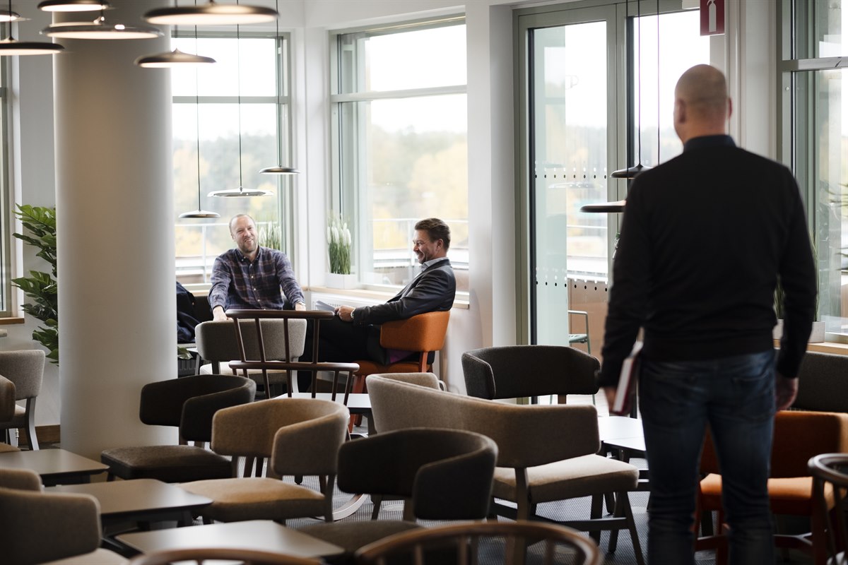 Kantine studiohotellet med fin utsikt. Bilde.