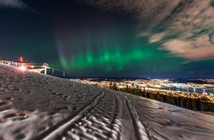 Norrsken i Sundsvall på vintern. Foto.