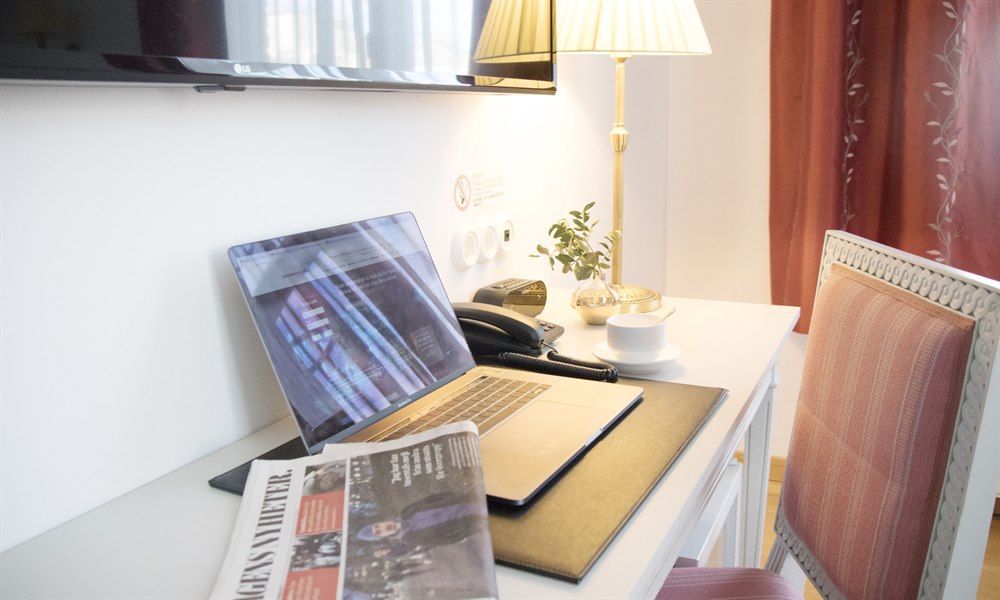 Superior Room. Image.