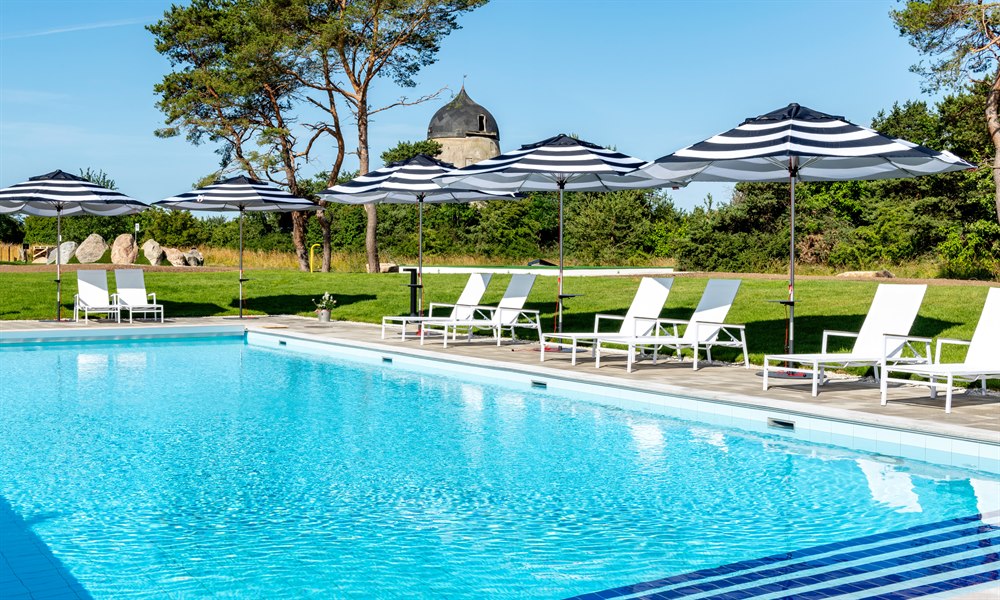 Pool First Hotel Kokoloko