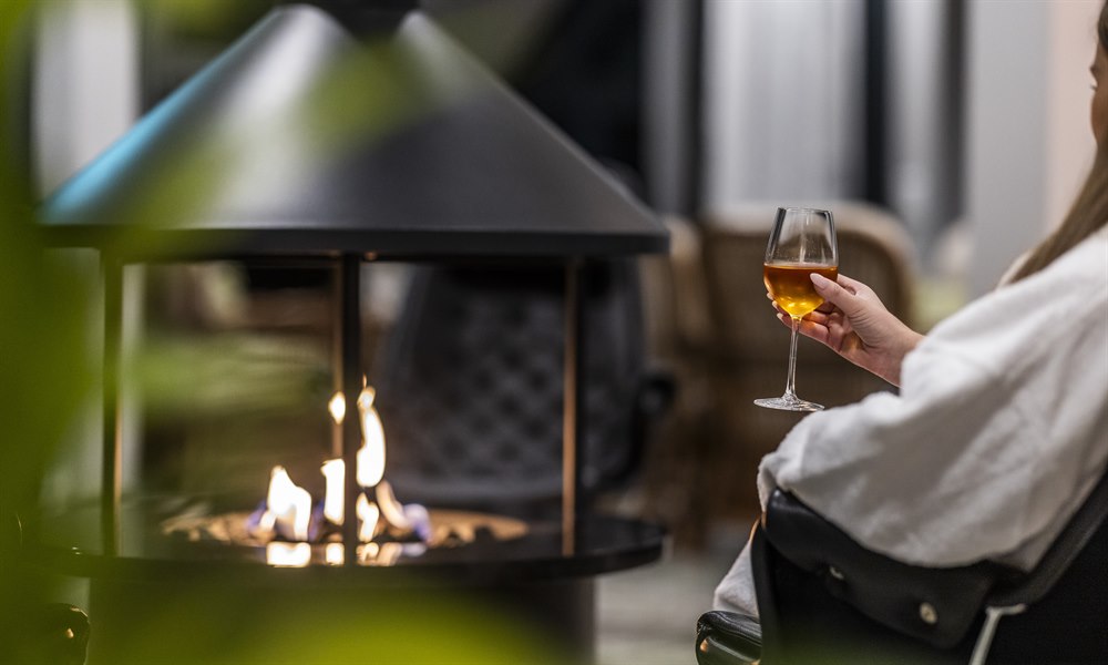 Bar cafeteria First Hotel Planetstaden. Foto.