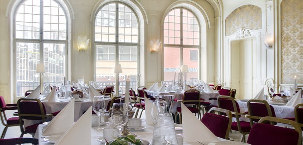 restaurant