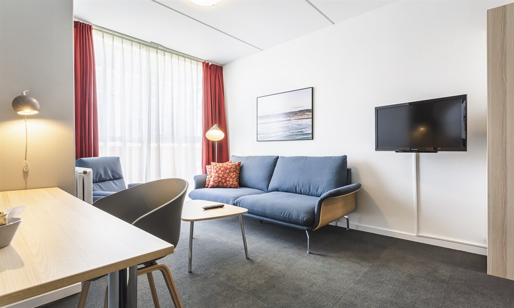 Business lounge area. Image.