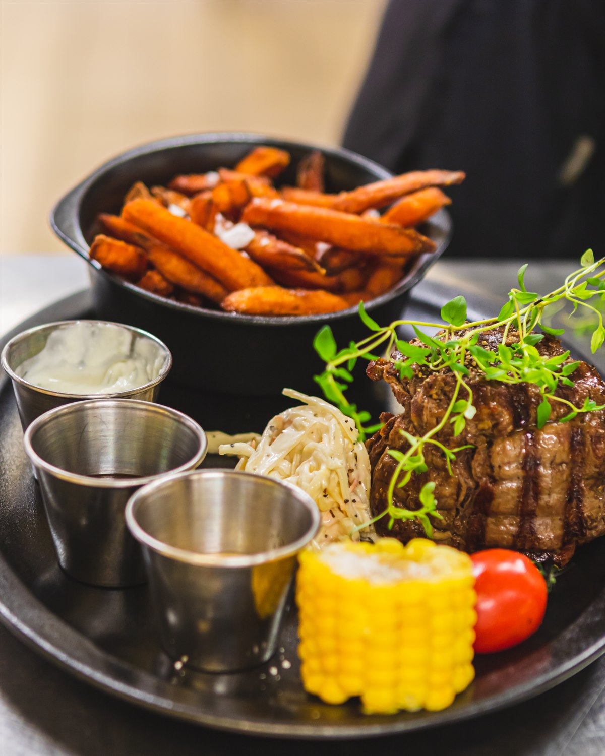 Food and beverage. Image.