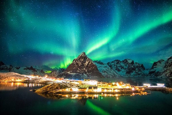 Skaarungen - First Partner Collection in Norway Lofoten