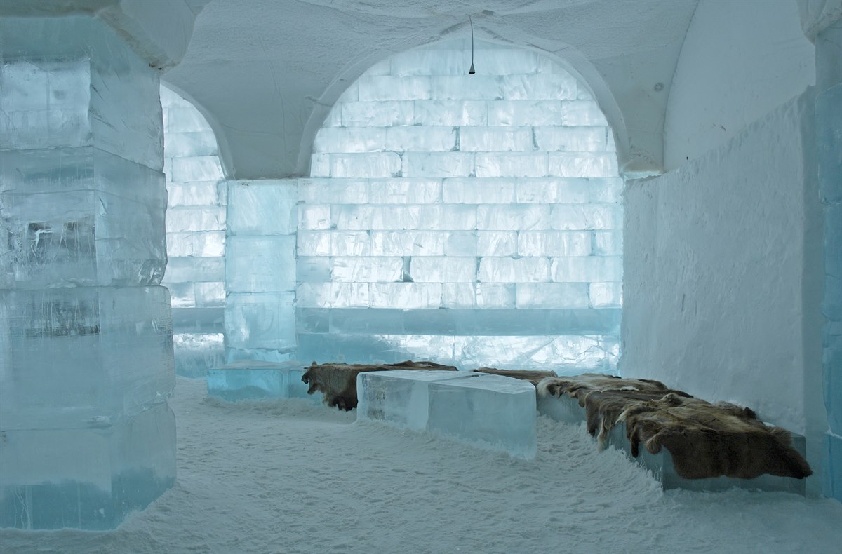 Utforsk Icehotel i Kiruna. Bilde.