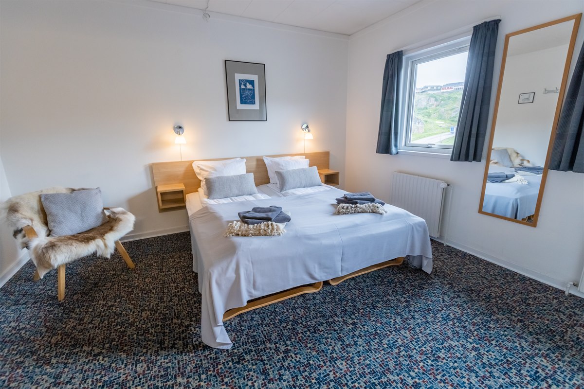 Hotellrum SOMA Sisimiut. Bild.