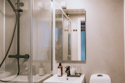 Bath room Standard Room. Image.