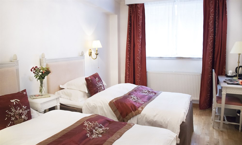 Standard Twin Room. Image.