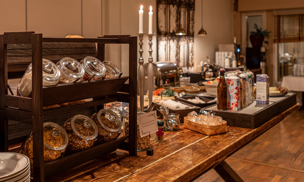 Breakfast buffet. Image.