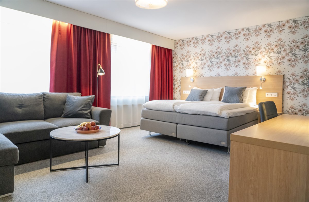 first hotel dragonen.bild.