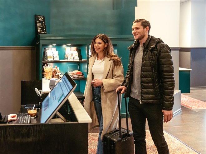 Reception Queens Hotel. Foto.