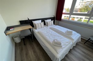 Budget Double room. Image.