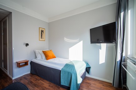Single room.
