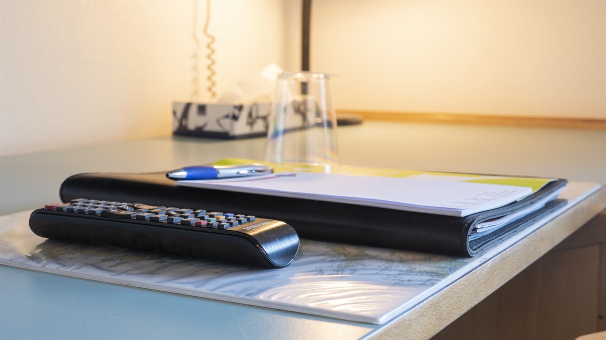 Skrivbord Dubbelrum. Foto.