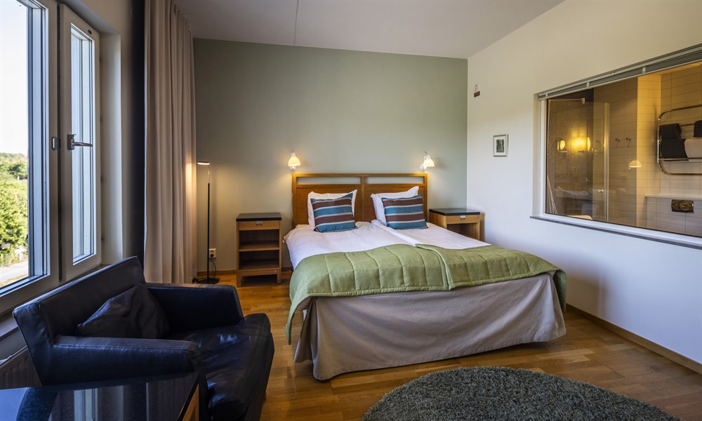 Trevligt Superior dubbelrum. Foto.