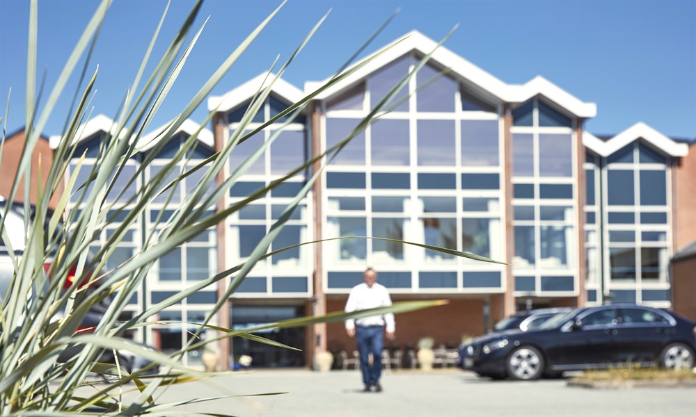 Hotel facade. Image.