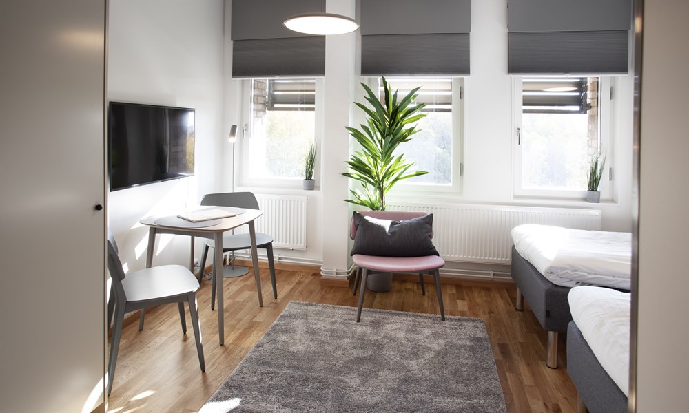 Stue Studio B leilighet på Kista. Bilde.