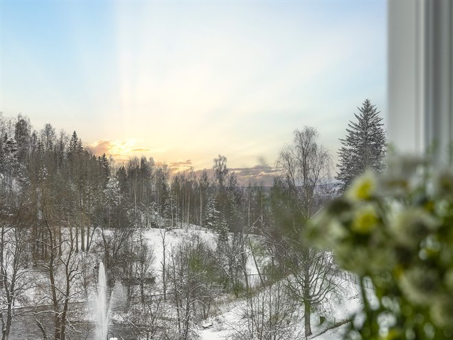 Standard Dubbelrum med utsikt. Bild.