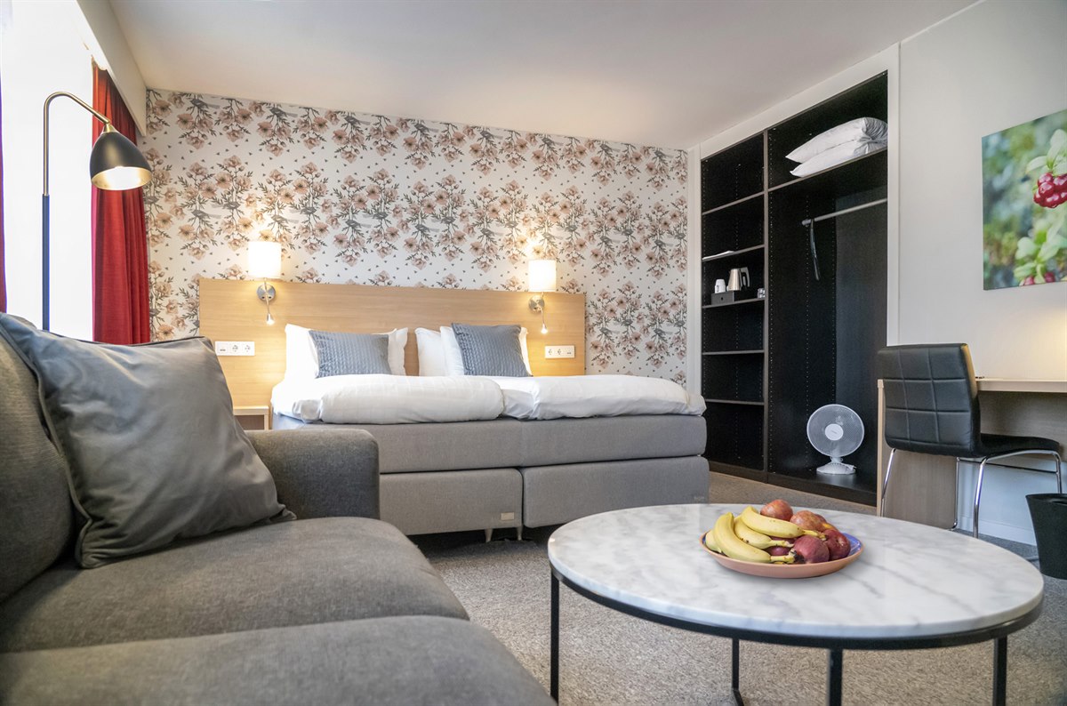 first hotel dragonen.bild.